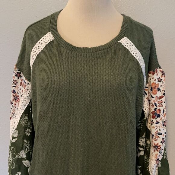 FRANCESCAS blue rain waffle balloon sleeve olive green top medium - Picture 3 of 9